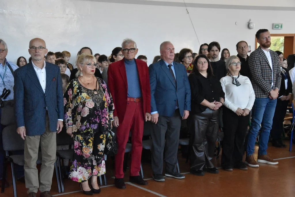 Otwarcie izby pamięci imienia Stanisława Fenrycha w Szkole Podstawowej w Pudliszkach