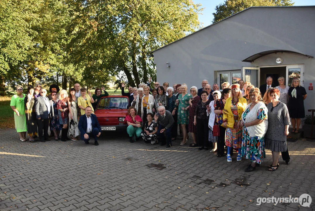Potańcówka PRL w Kuczynie