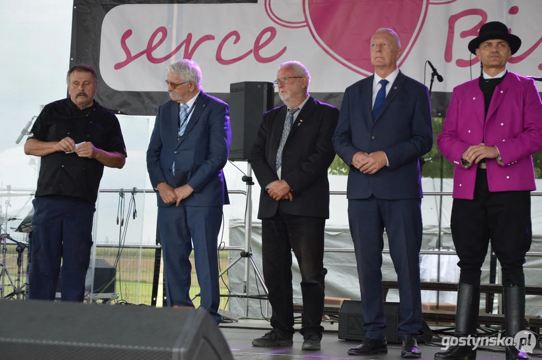 XIV Festiwal Tradycji i Folkloru w Domachowie - niedzielne występy i obrzęd darcia pierza