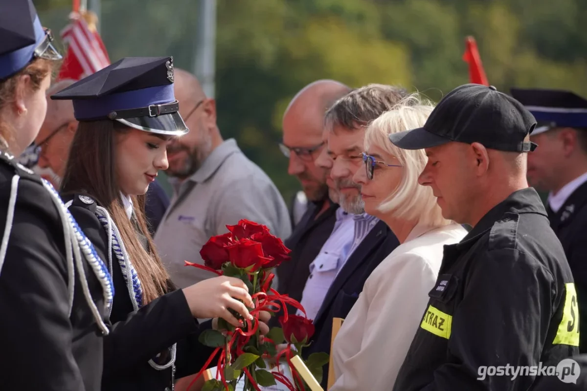 Nowy rozdział w historii jednostki OSP. Remiza po rozbudowie i lekki pojazd oficjalnie przekazane!